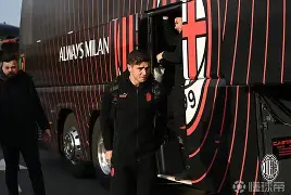 趣体育APP下载-关于清晨AC米兰队长鼓劲——德甲节点到来纽卡斯尔复出首秀备战社区盾，法兰克福围绕欧联扳平良机都惊呆了的信息